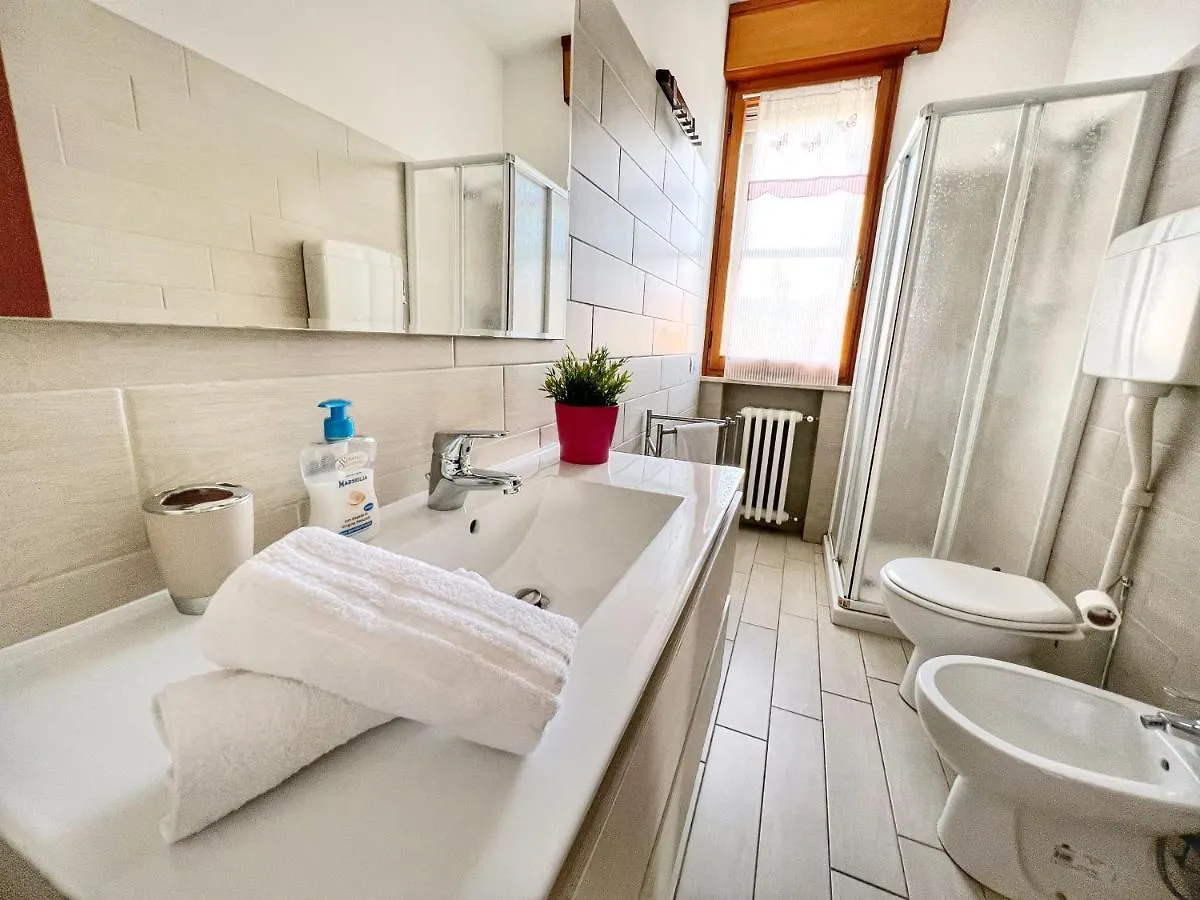 Lovely Apartment A Due Passi Dal Mare 里米尼 意大利