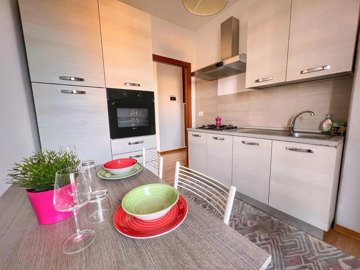 Lovely Apartment A Due Passi Dal Mare Rimini